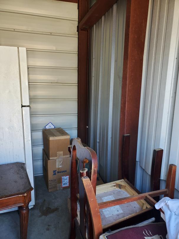 Storage Unit Auction in Tallahassee, FL at Morningstar of Tennessee